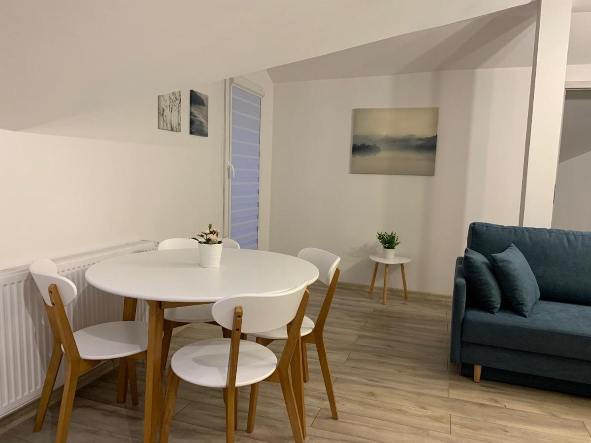 오스토프 빌코폴스키 Apartament Pod Gwiazdami 아파트 외부 사진